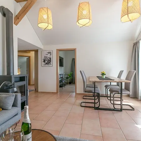 Spirit Apartments - 5-Br Villa - Lake View - Parking - Ac Apartment